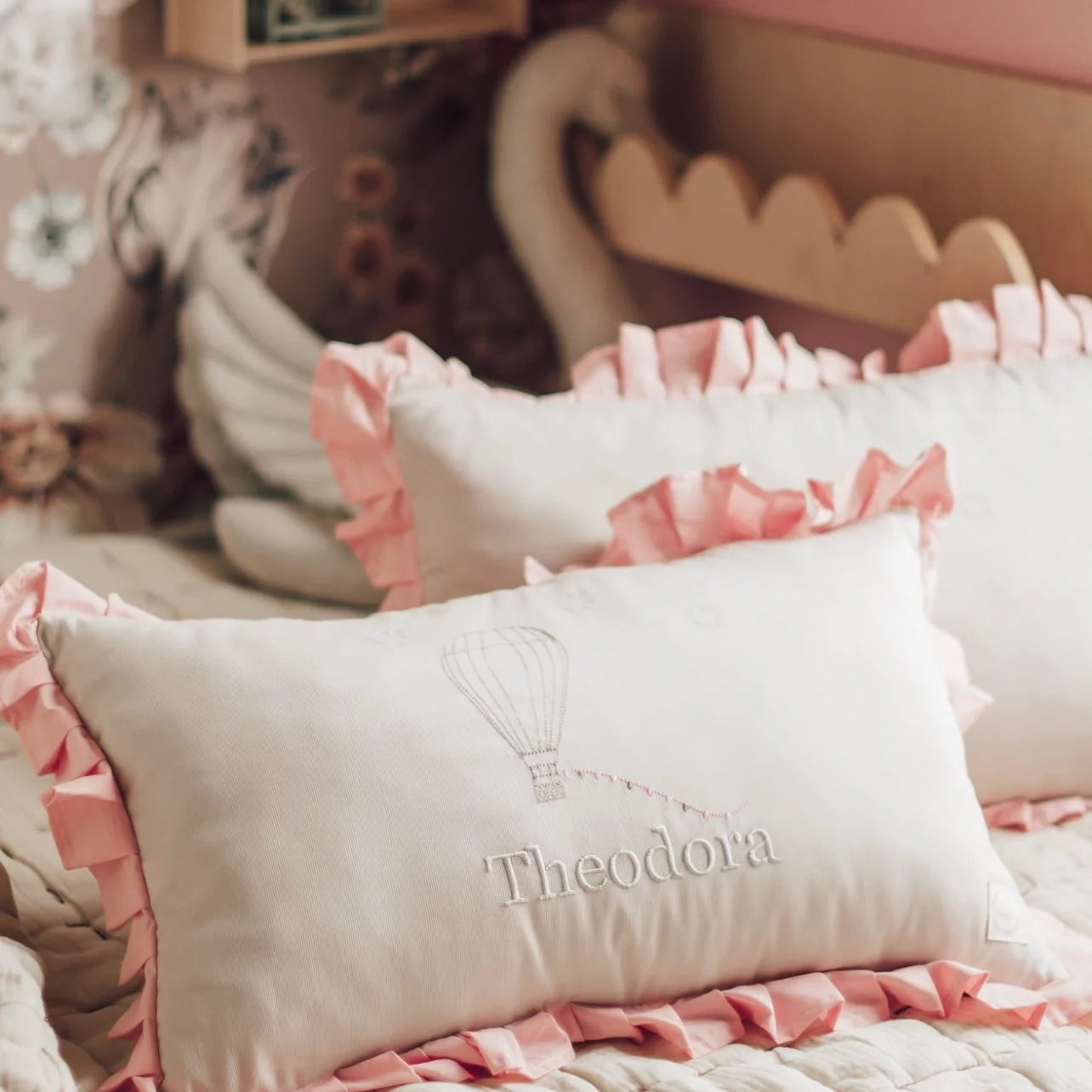 Naam sierkussen ballon – Pink