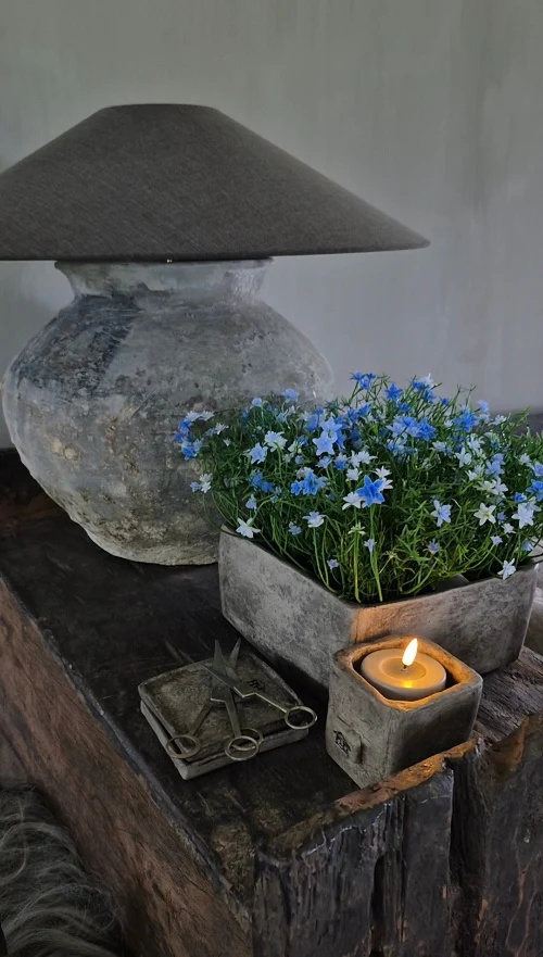 Blauwe sterbloem kunstplant in pot 25 cm